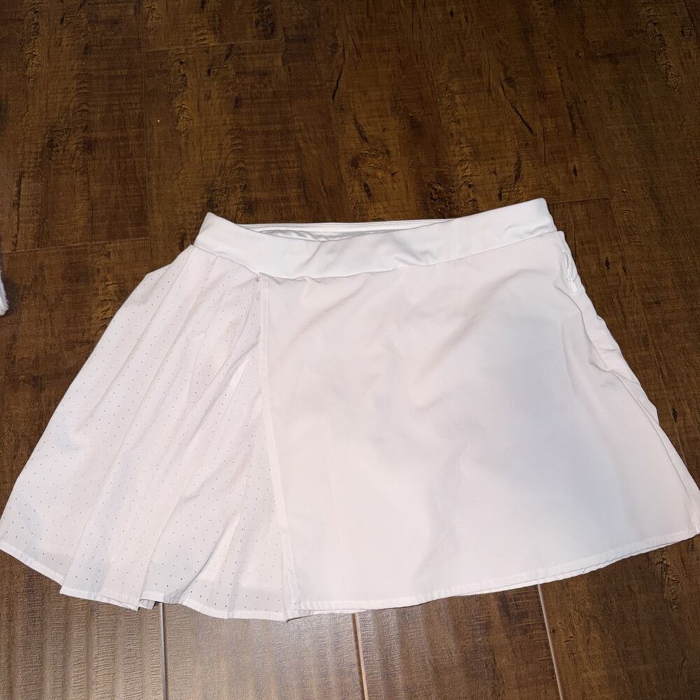 AVIA WOMENS WHITE TENNIS SKORT W/ SHORTS & POCKET SIZE SMALL (4-6)